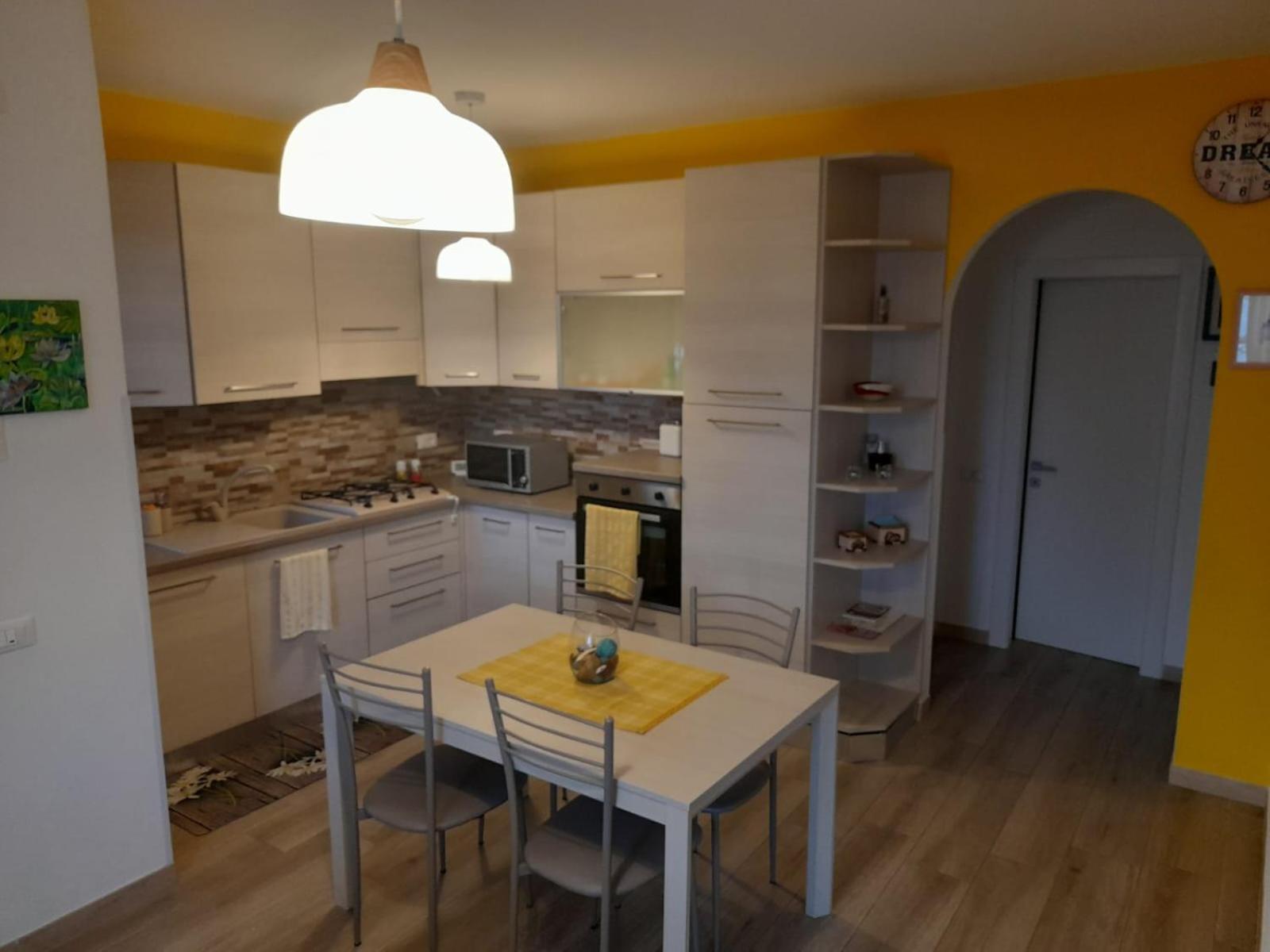Citrus Apartment Brenzone Eksteriør billede